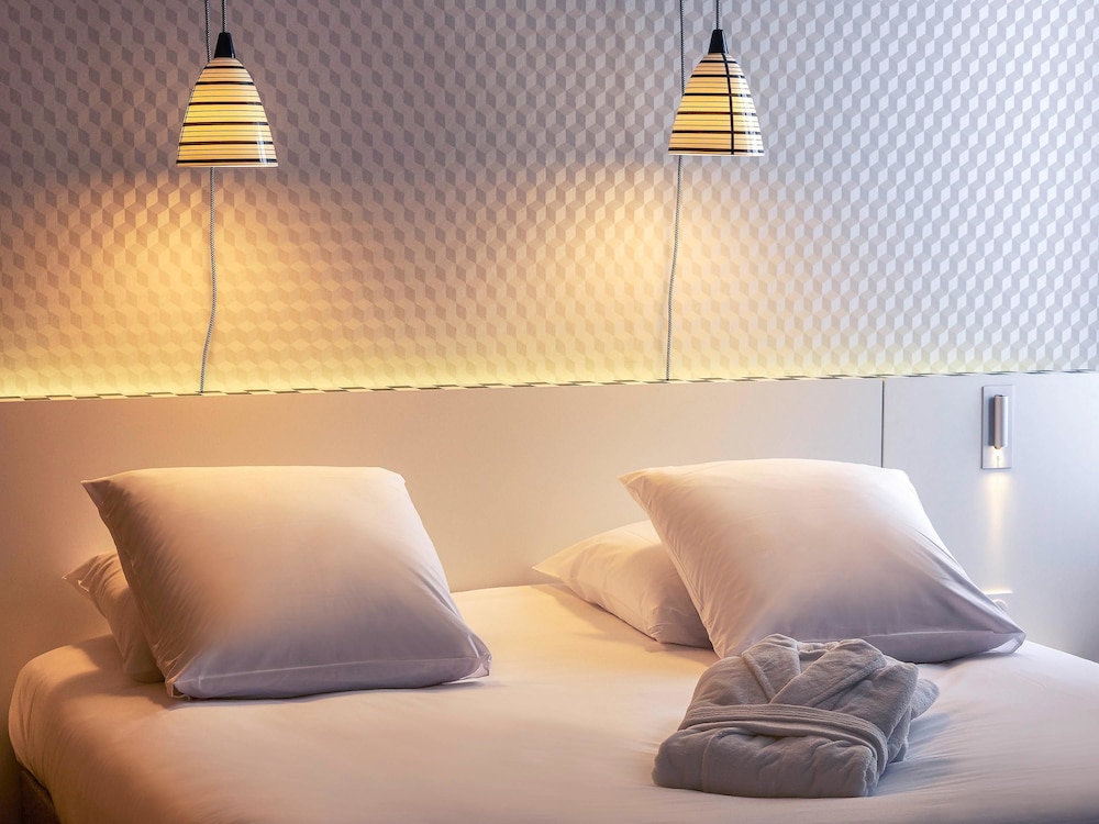 Hotel Mercure Brest Centre Les Voyageurs 30/72