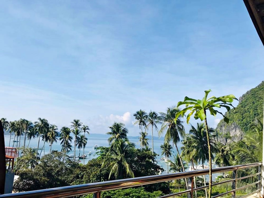 One El Nido Suite 92/96