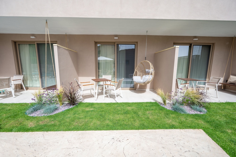 Scarabeo Hotel and Villas Parga 44/57