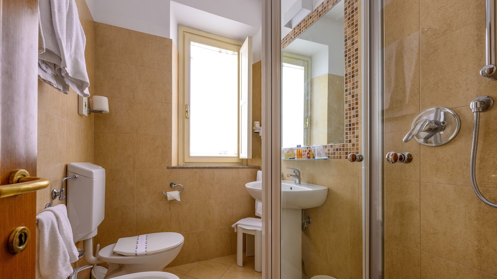 غرفة بسريرين منفصلين، Albergo Reggio 5/5