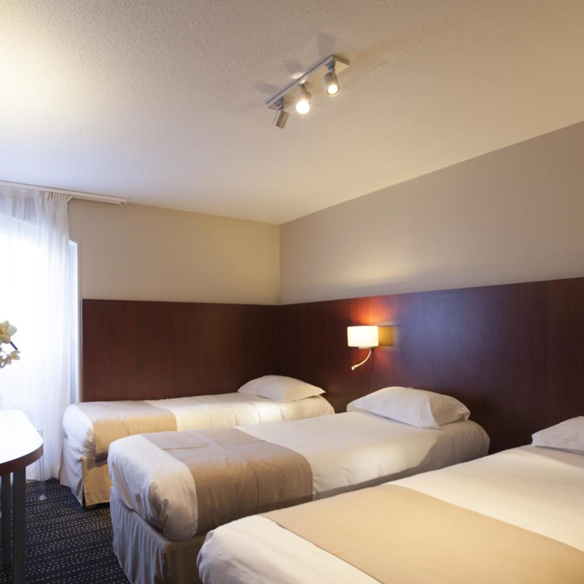 Room, 1 Double and 3 Single Beds