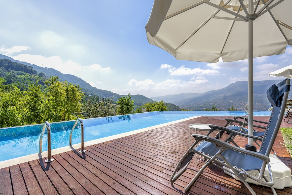Avena Mountain Boutique Hotel 25/48