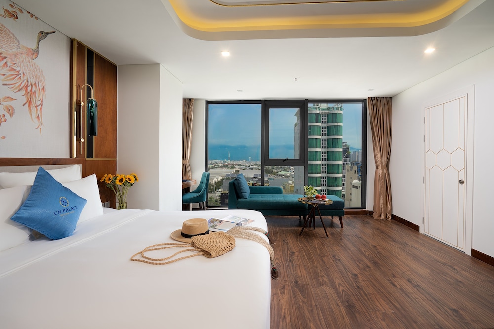 CN Palace hotel 12/67
