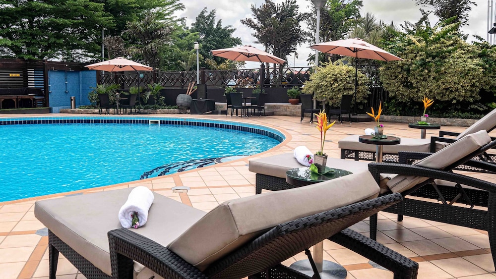 Oak Plaza East Airport Hotel 42/47