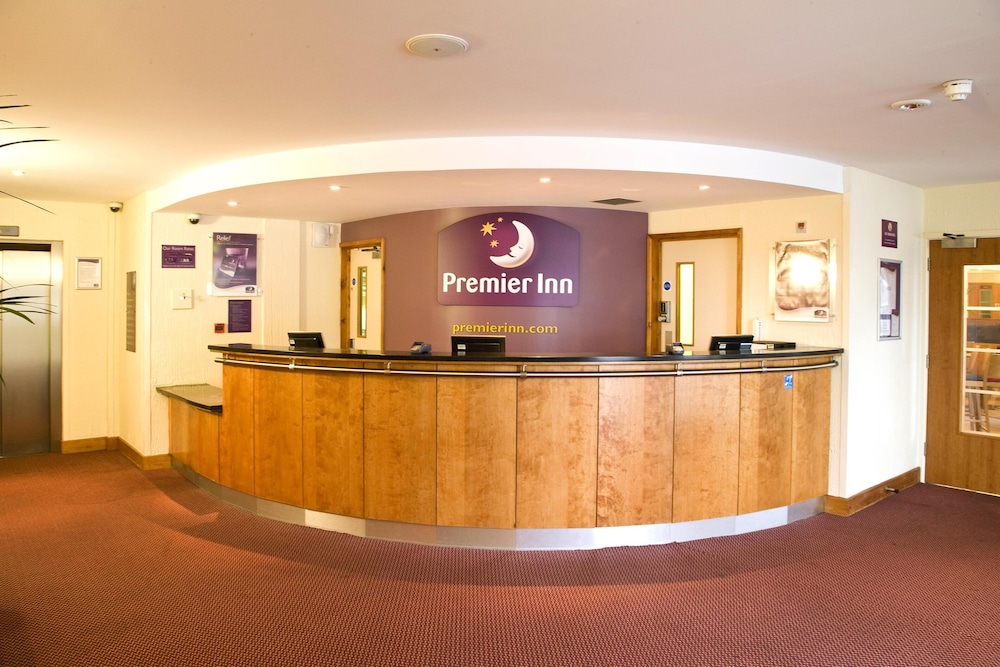 Lobby at Premier Inn London Elstree / Borehamwood, BOREHAMWOOD