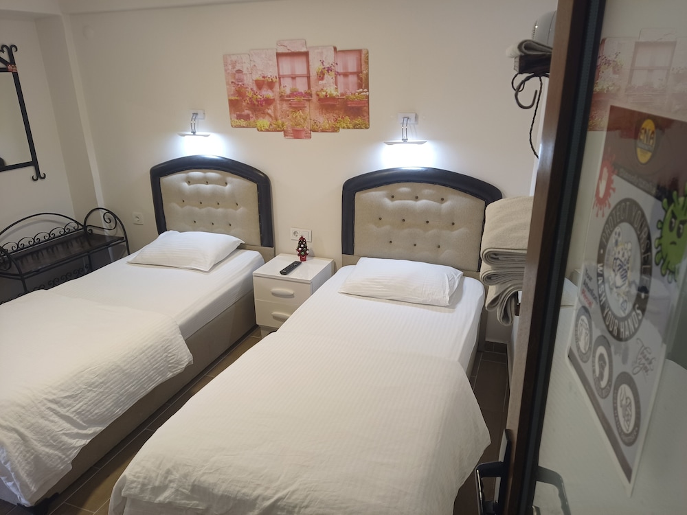 Ena Serenity Boutique Hotel 17/73