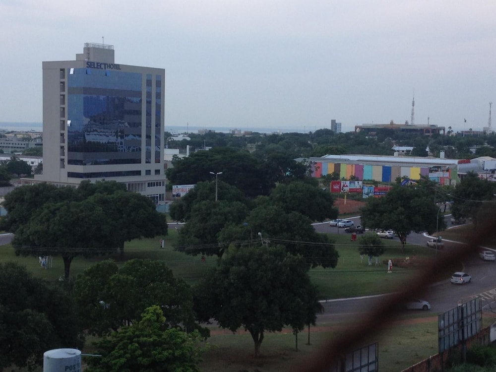 SELECT HOTEL 7/48