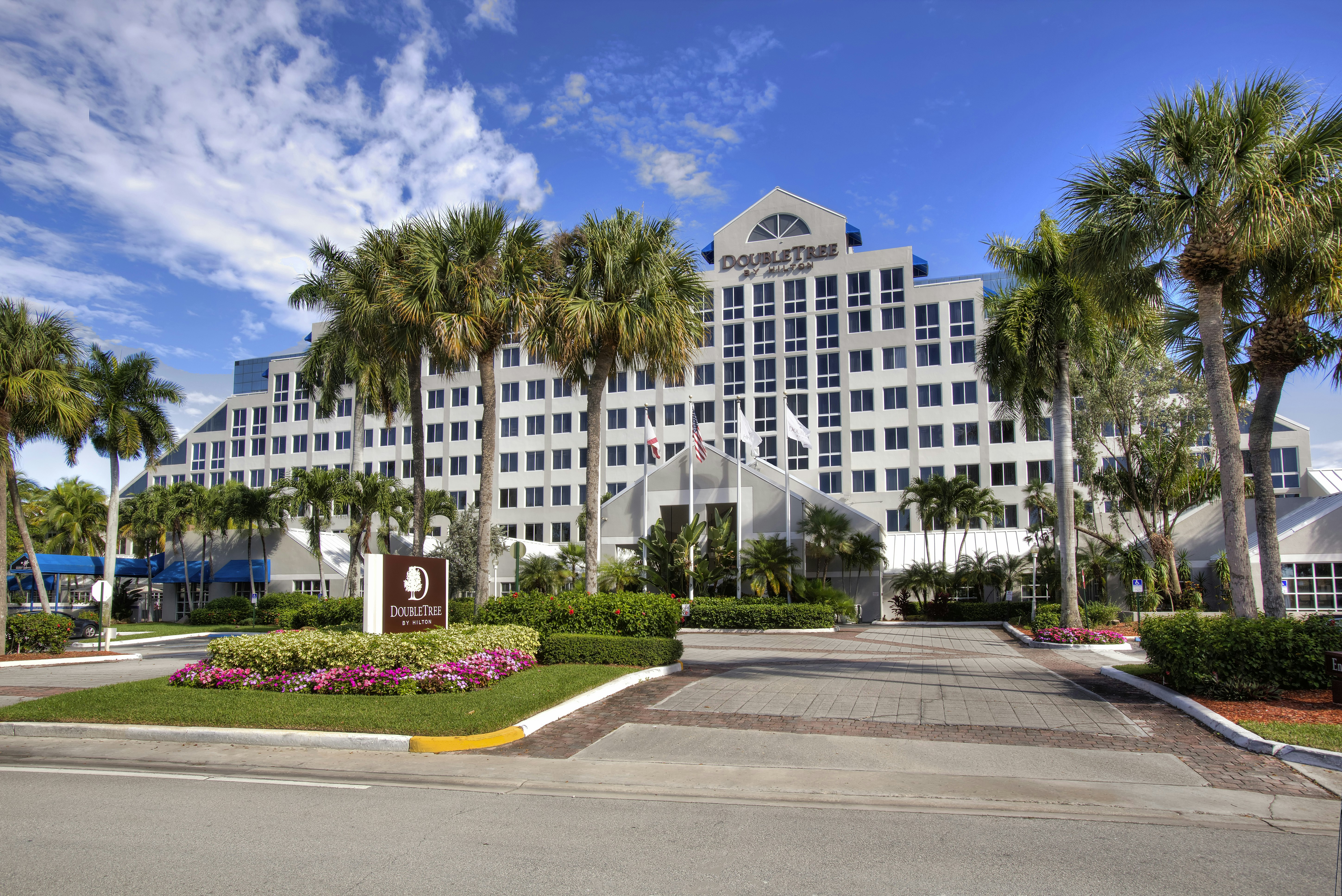 Doubletree by Hilton Deerfield Beach Boca Raton 56/62