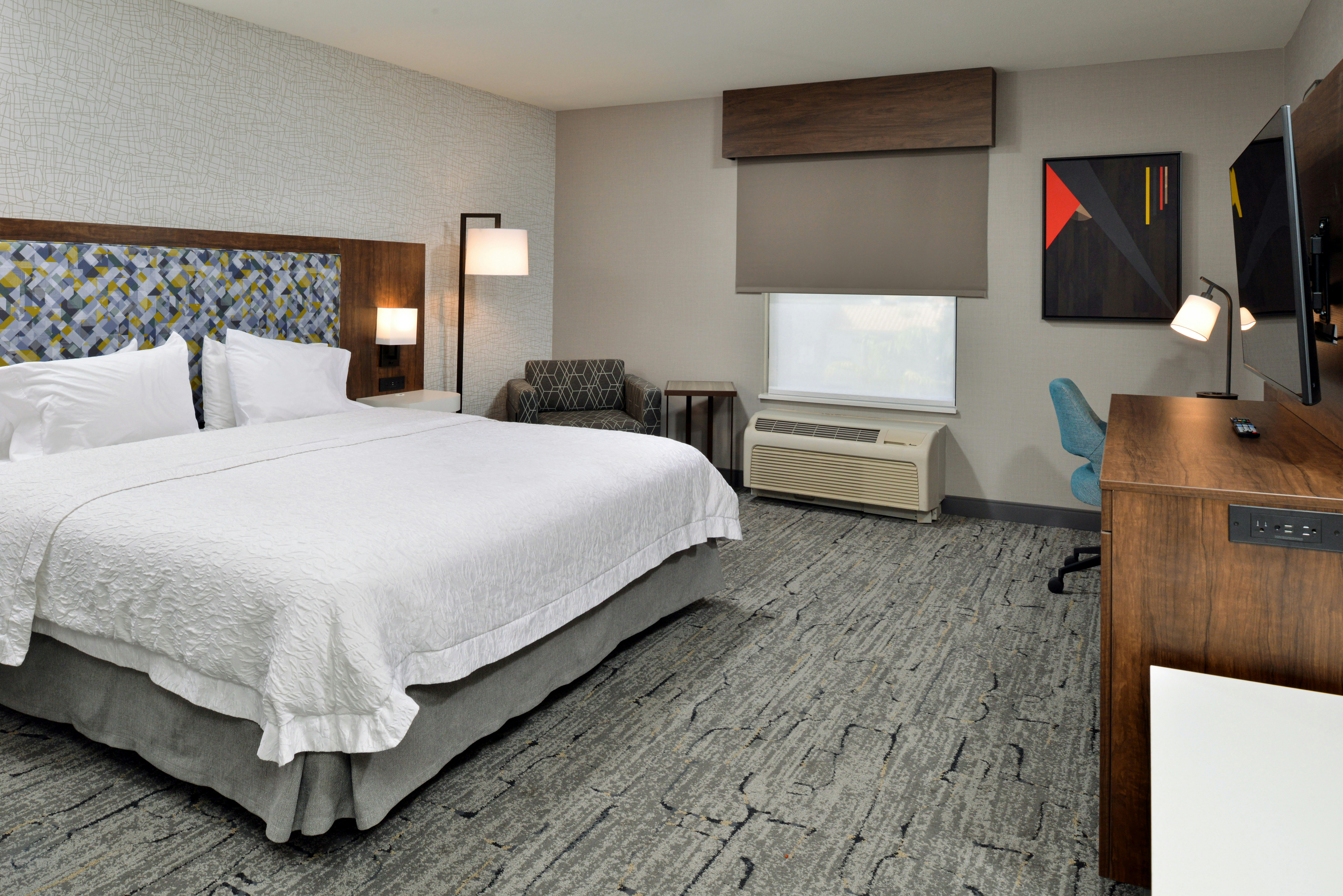 ROOM, KING BED