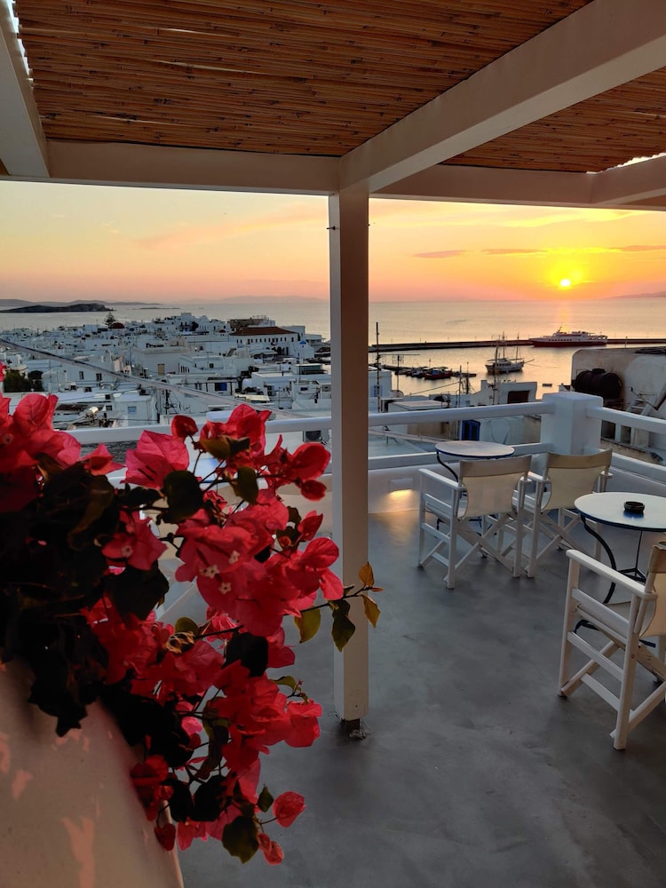Hotel Lefteris 57/67