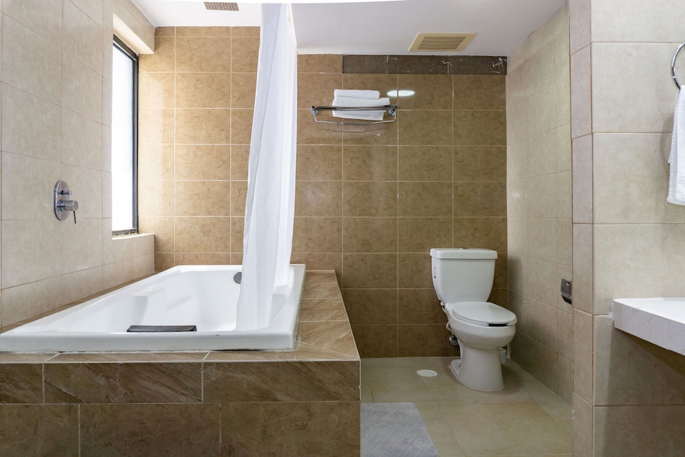 Aldea Thai By Bric 63/66