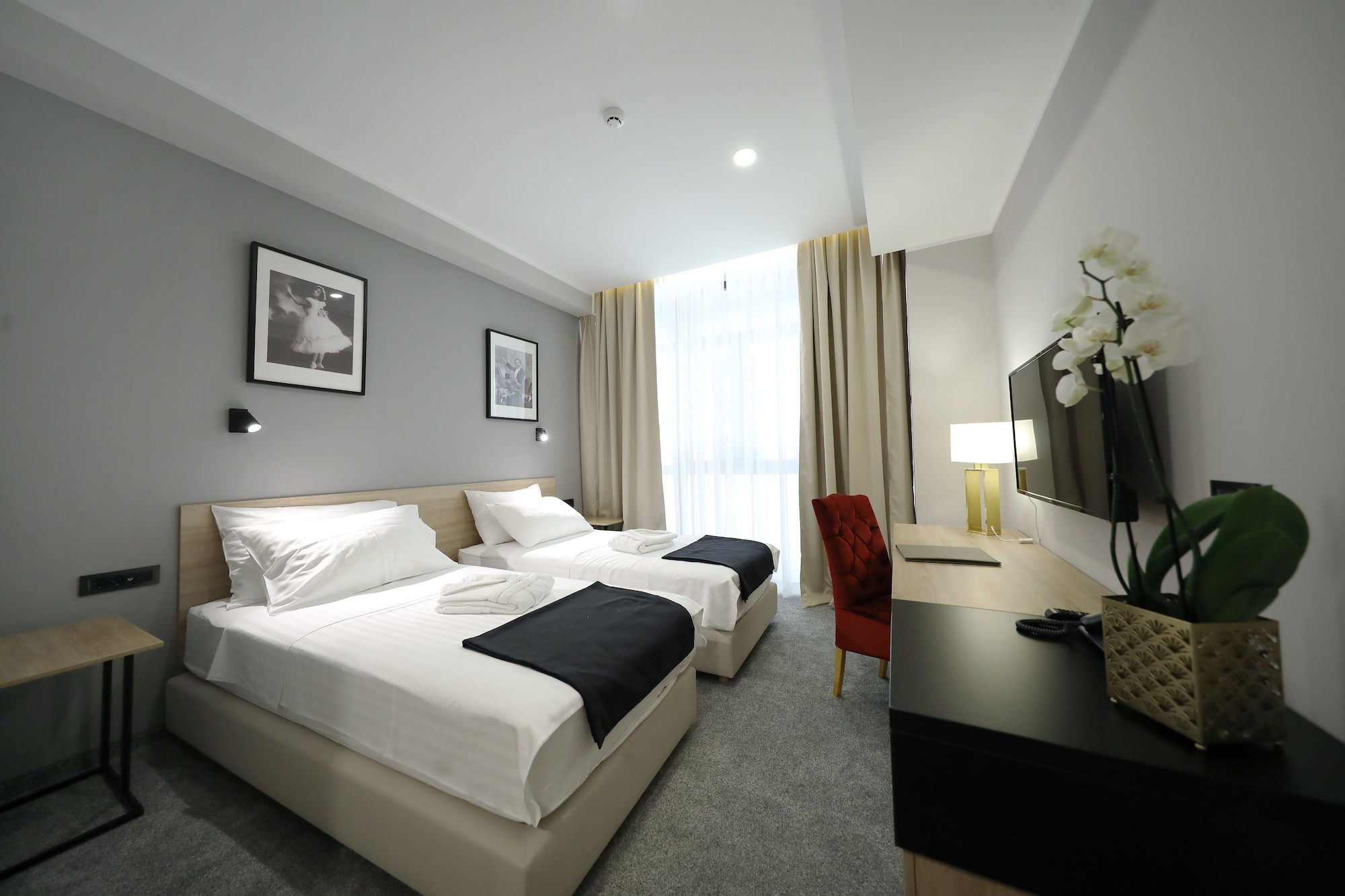 SUPERIOR, DOUBLE BED