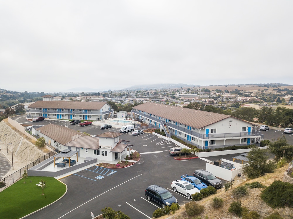 Days Inn by Wyndham Arroyo Grande/Pismo Beach 6/62