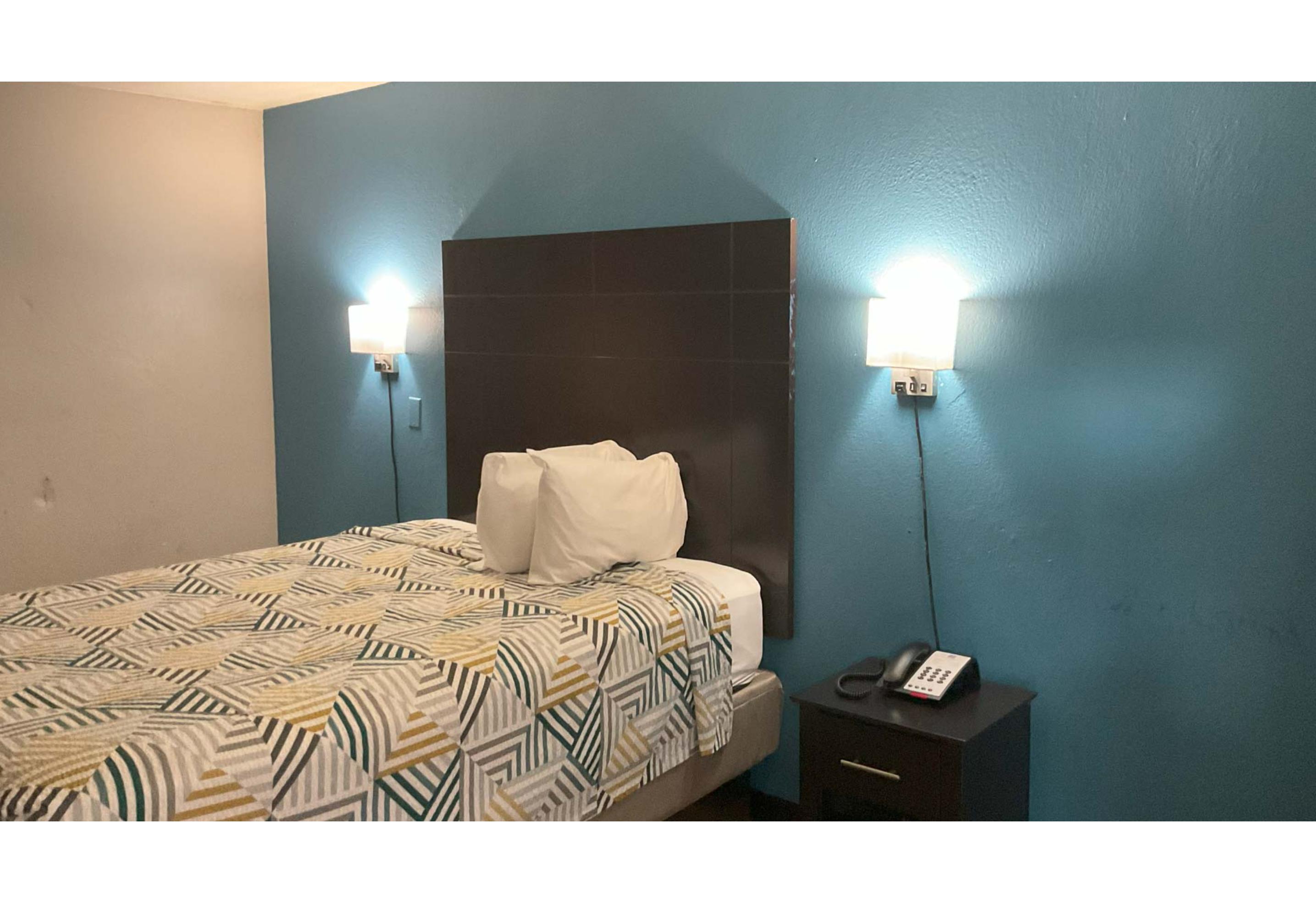 Motel6 Baton Rouge, LA - East - I-12 6/27