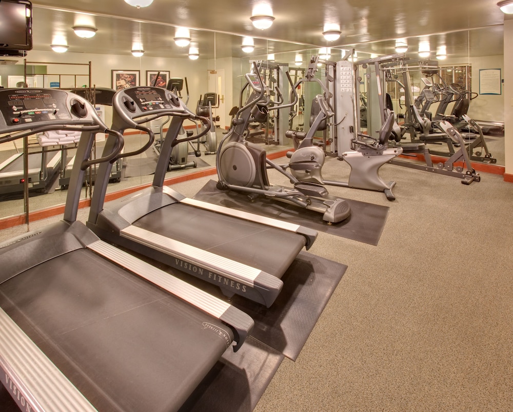 Staybridge Suites Chicago Oakbrook Terrace 32/64