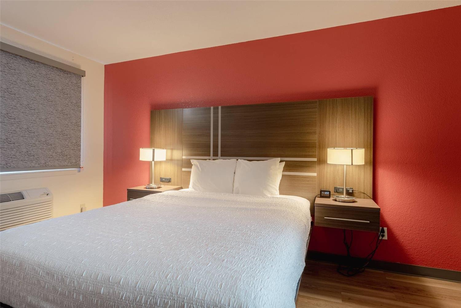 Room, Queen Bed