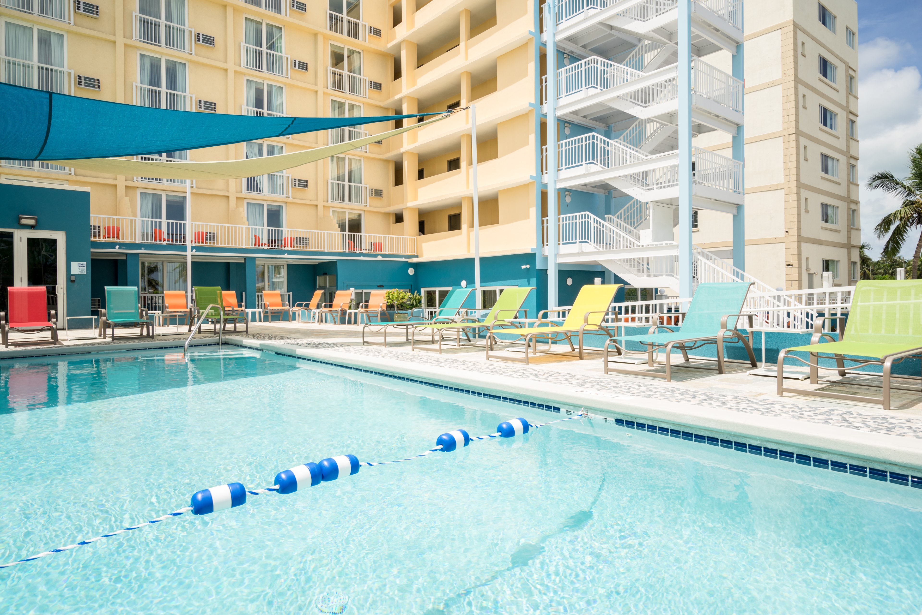 Holiday Inn Express And Suites Nassau 15/19