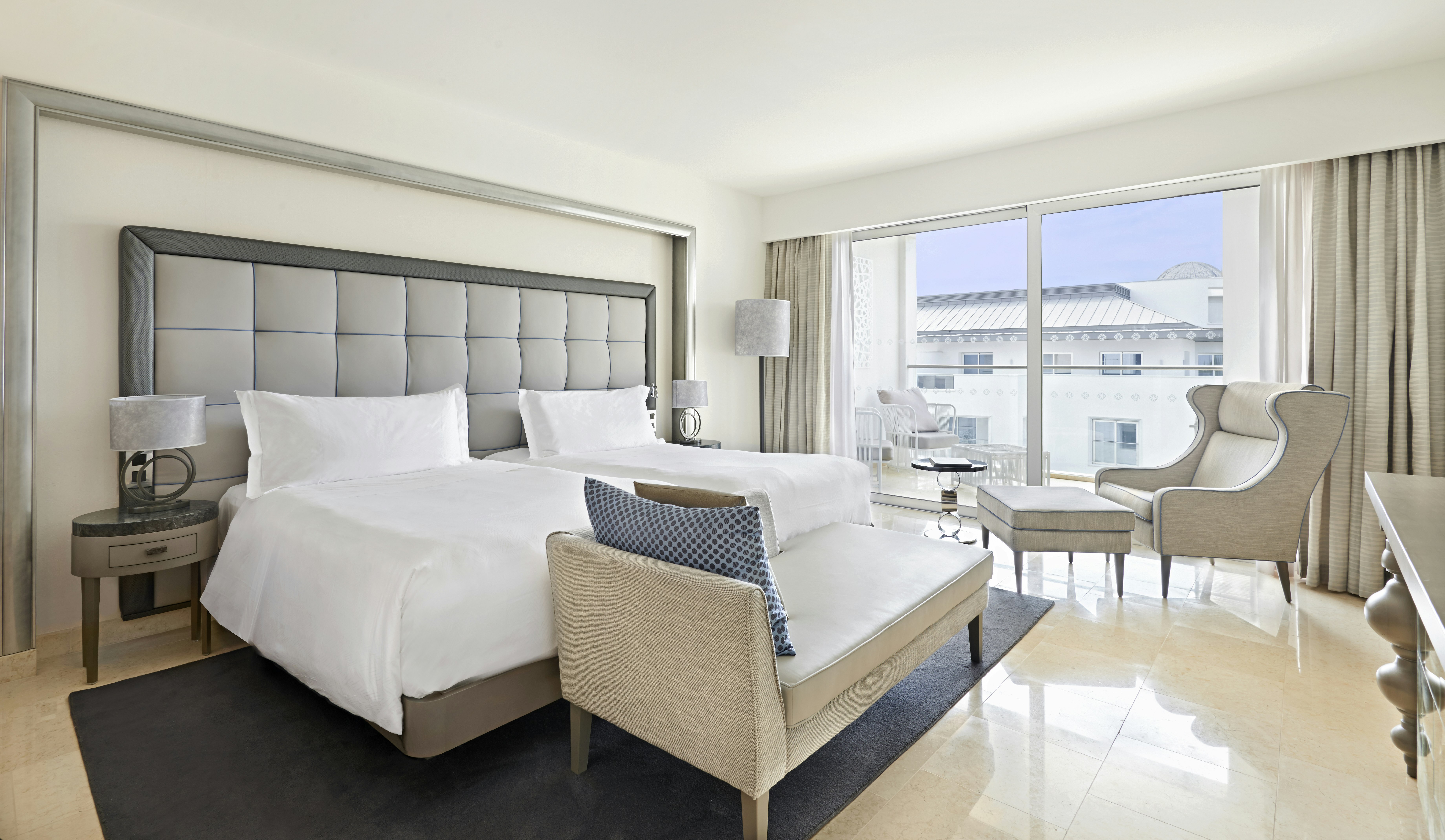 Deluxe, Twin Beds