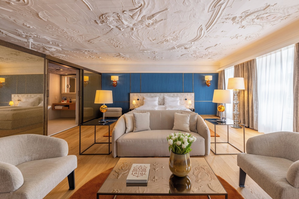 Stein Hotel 30/50