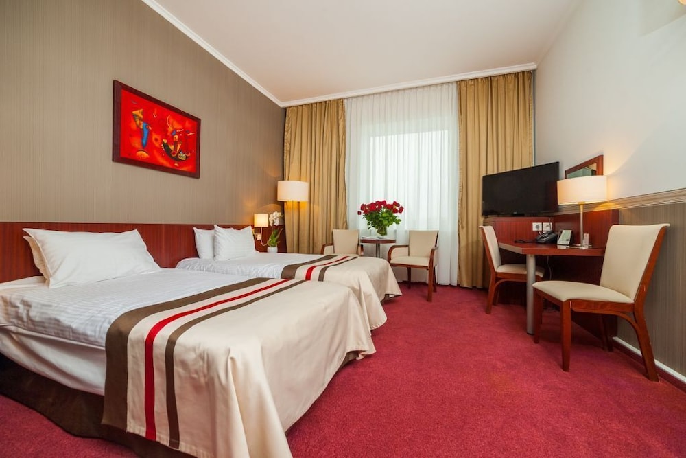 CLASSIC, TWIN BEDS