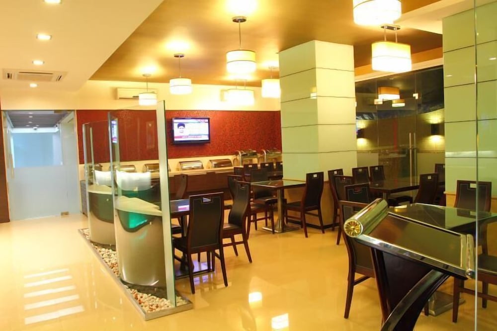 The Citiotel 13/18