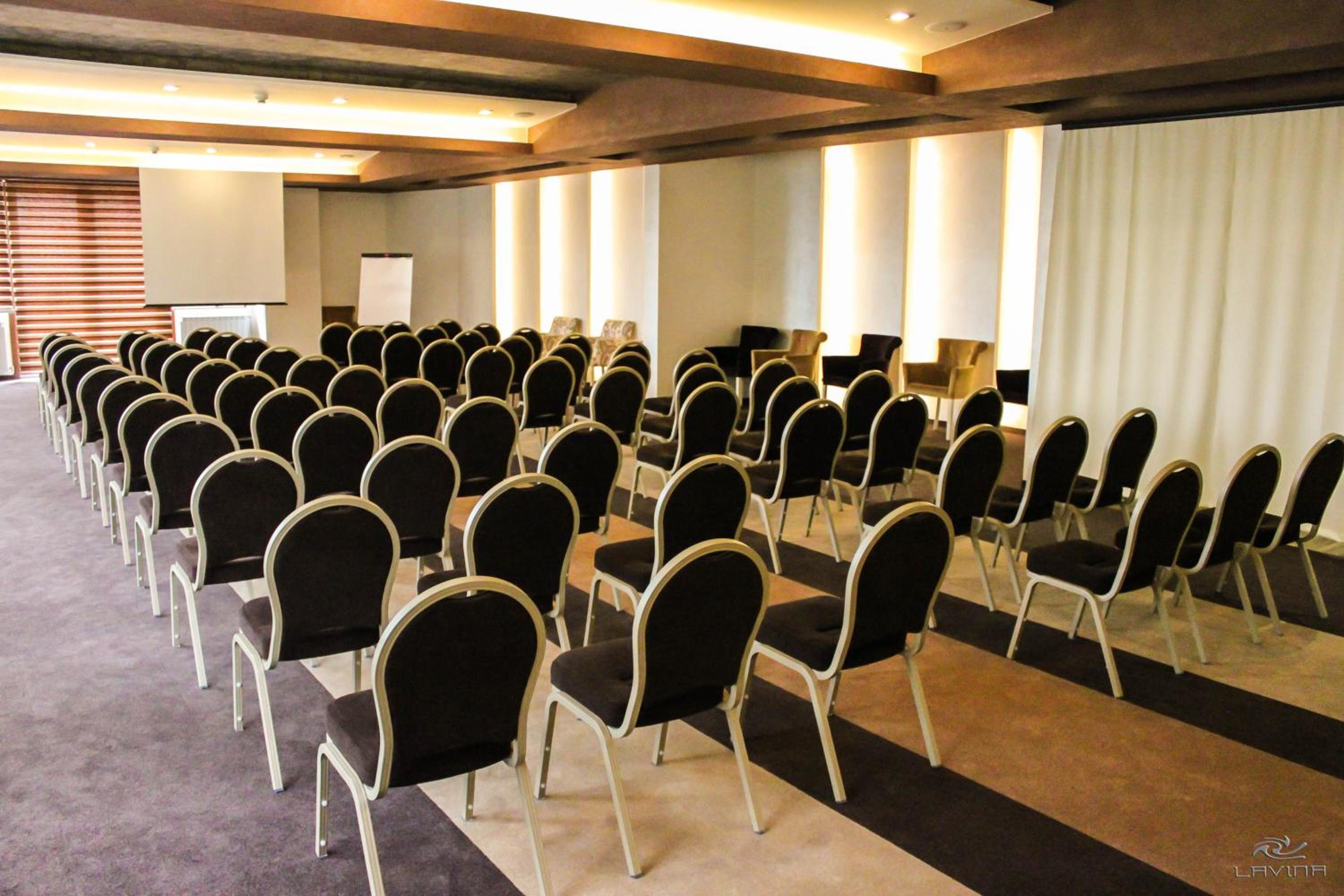 Hotel Lavina 38/50