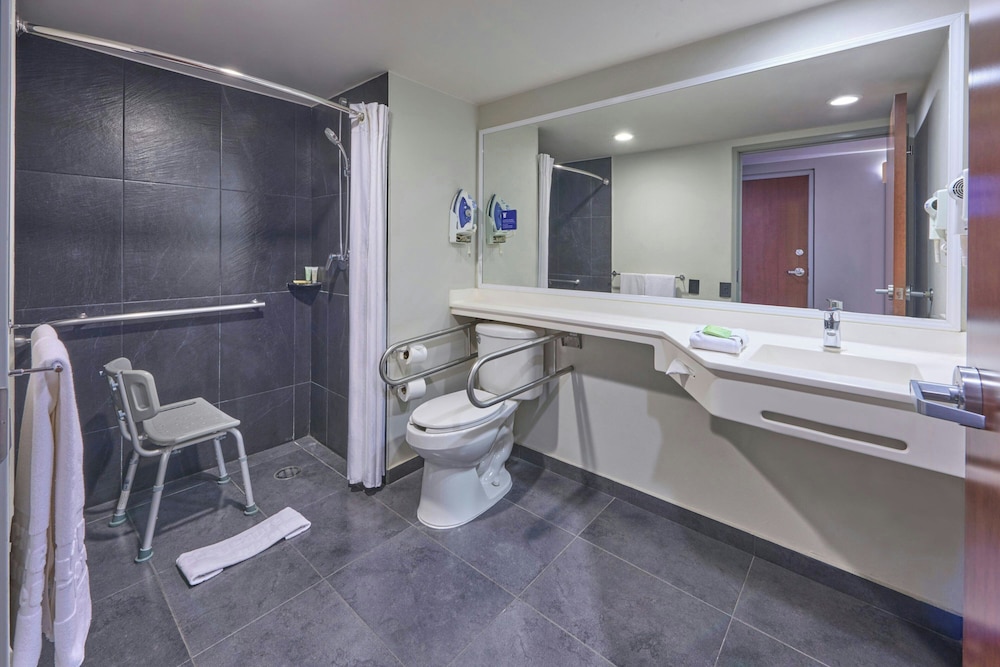 City Express by Marriott Ciudad de Mexico Plaza Central 50/50
