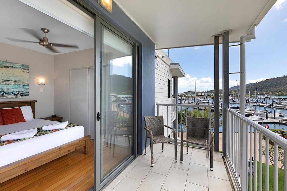 The Boathouse Apartments 27/70