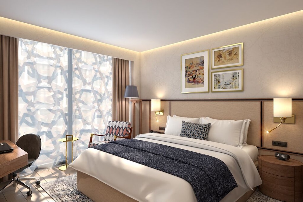 Premium, King Bed