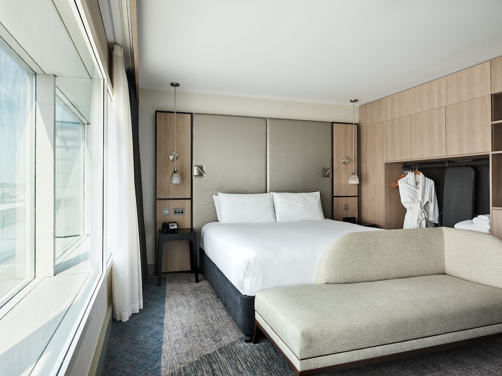 HYATT PLACE LONDON HEATHROW AIRPORT 24/77