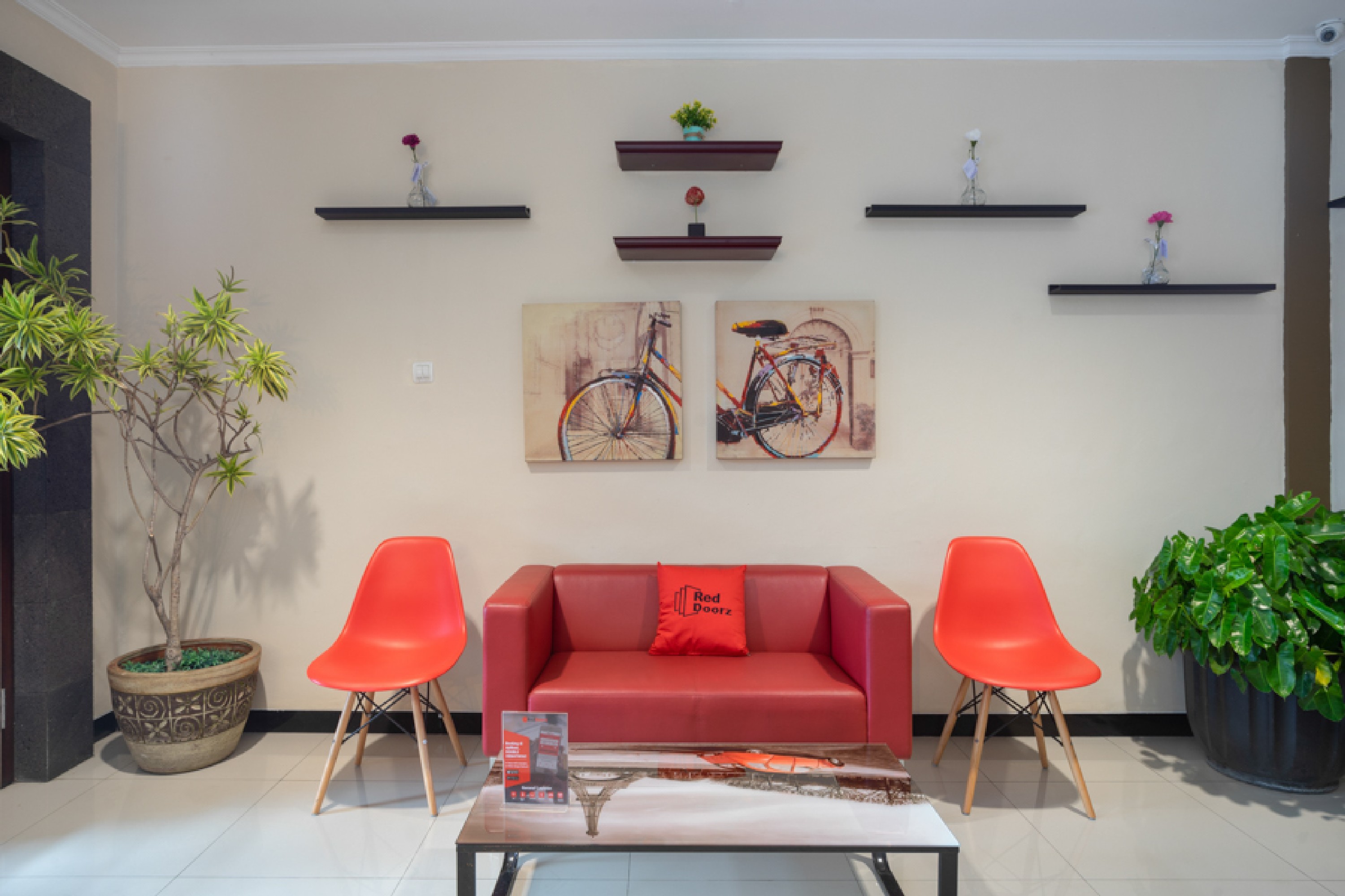 Reddoorz Near Botani Square Mall 22/31