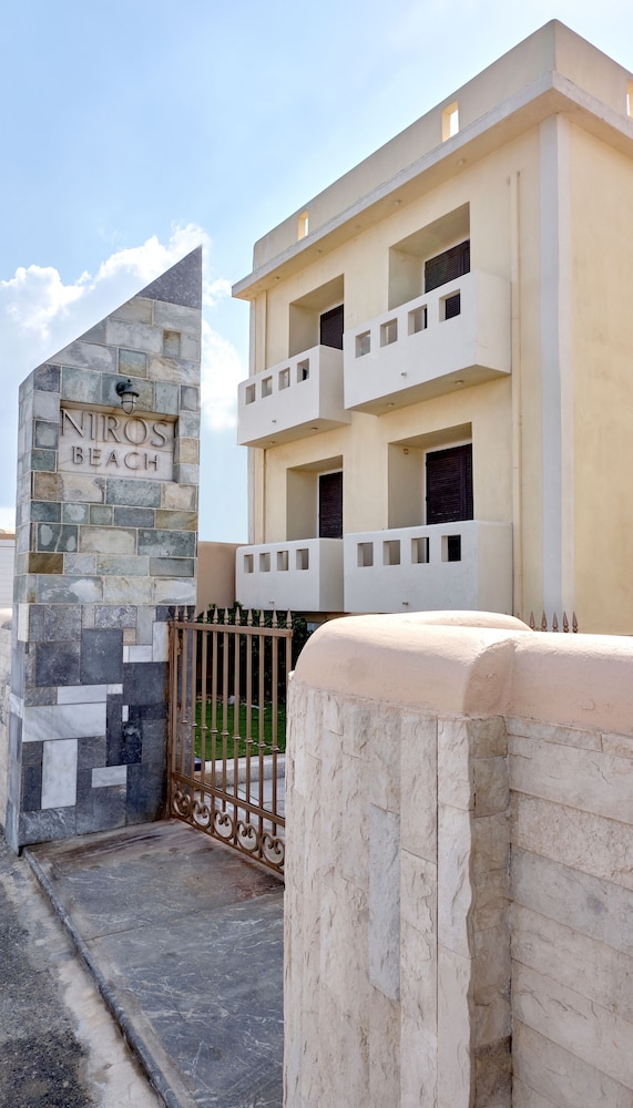 Niros Beach Apartments 49/58