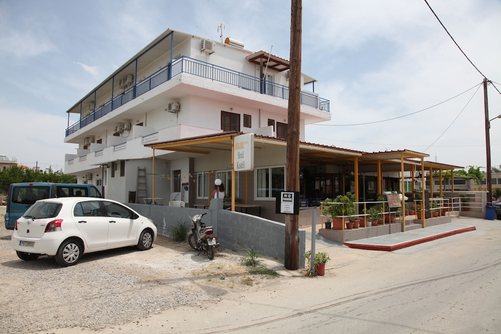 Kastelli Hotel 31/33