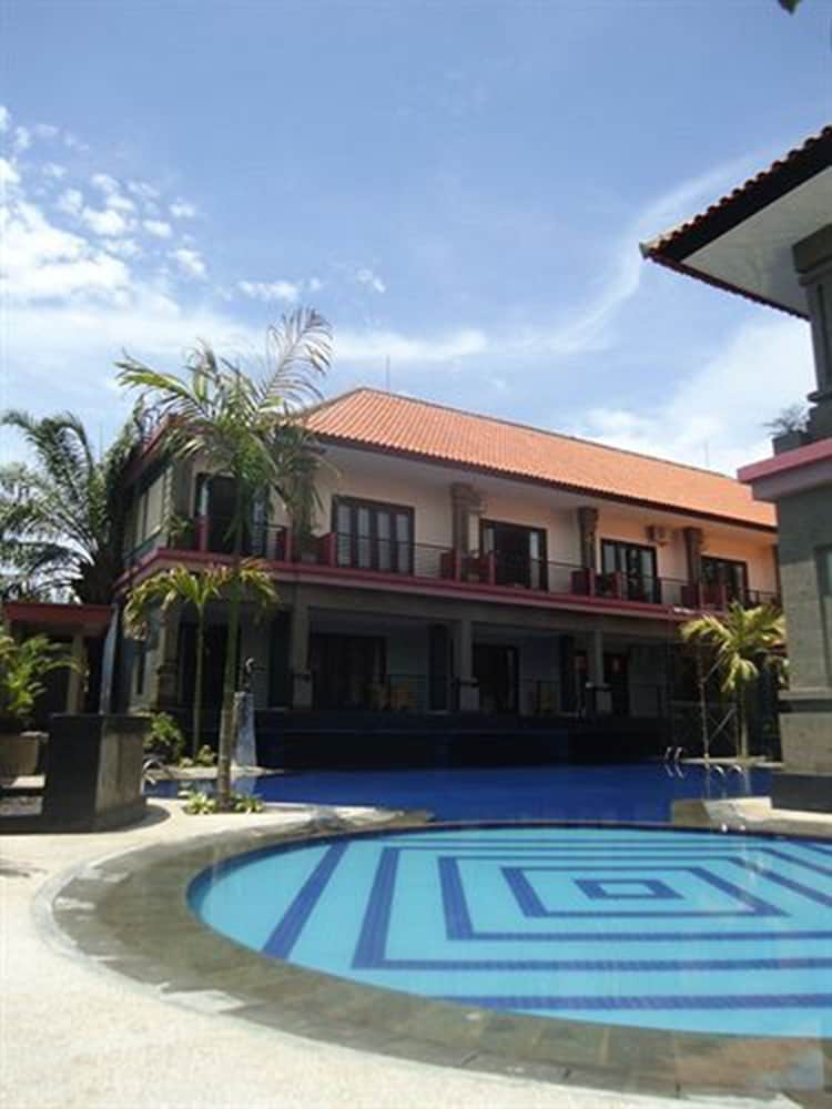 Taman Tirta Ayu Pool And Mansion 35/35