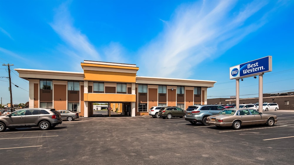 Best Western The Inn At Rochester Airport 2/37