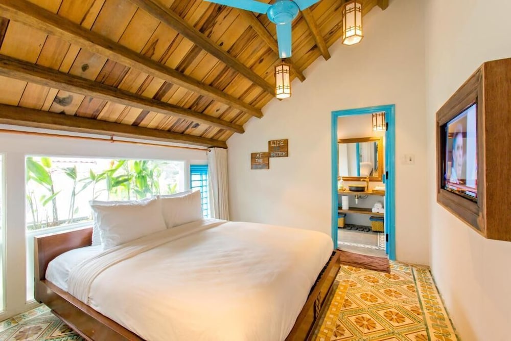 Life Beach Villa 24/64