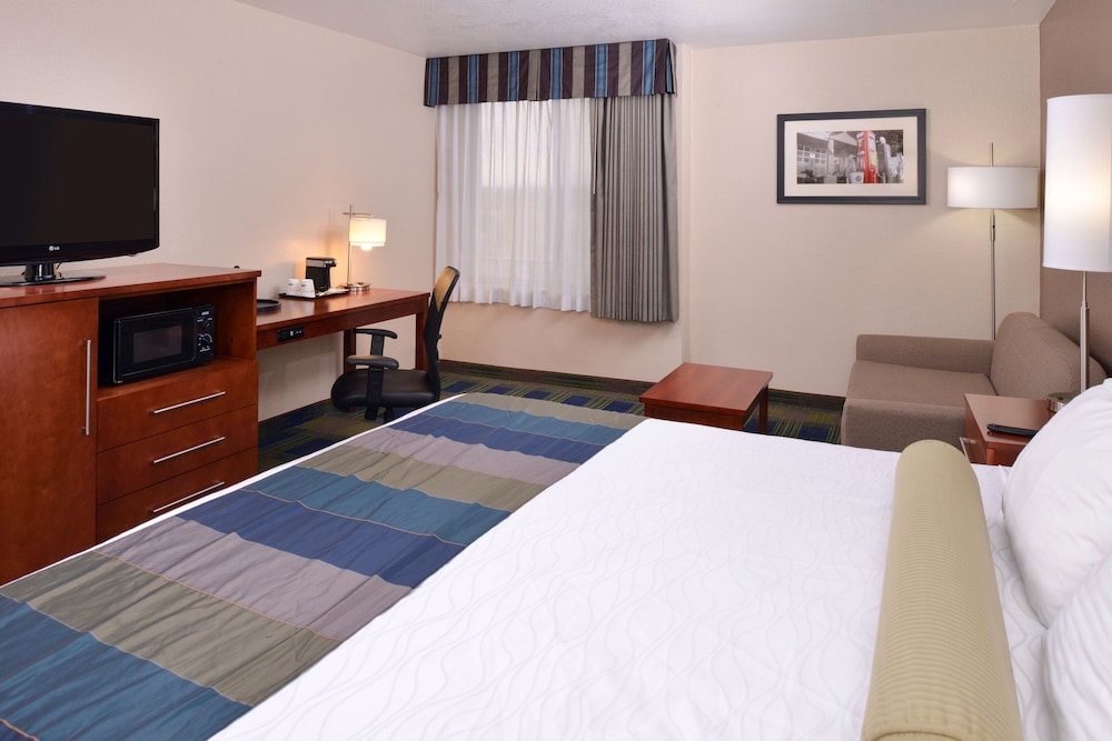 Best Western Plus Heritage Inn Rancho Cucamonga/Ontario 13/40