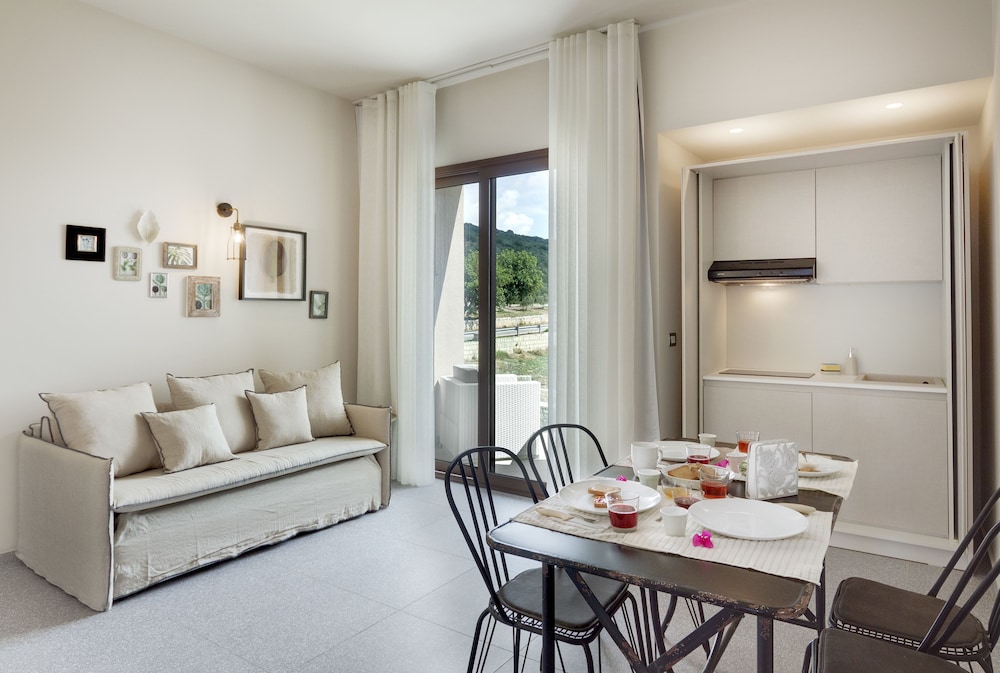 Relais Chiaramonte 44/68