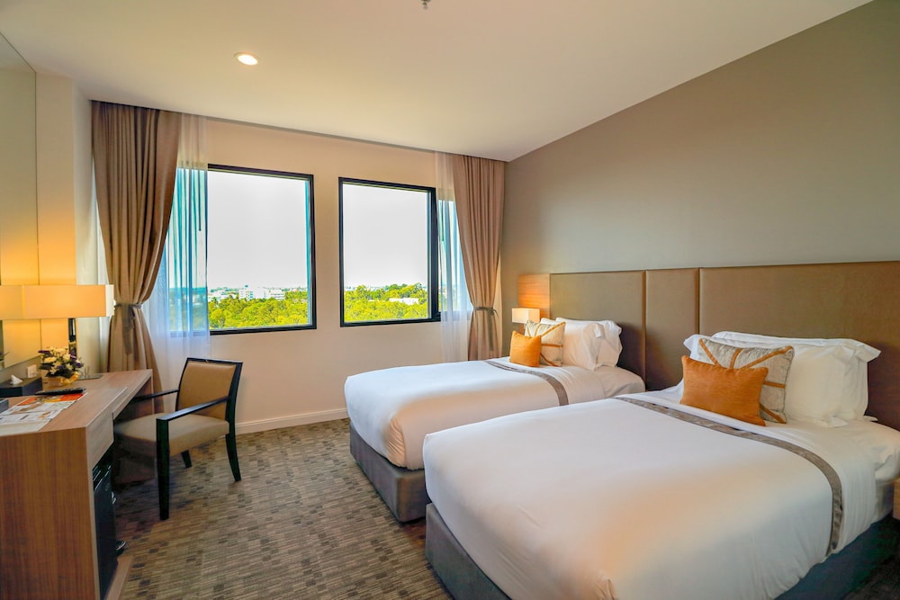SUPERIOR, EXECUTIVE, TWIN BEDS