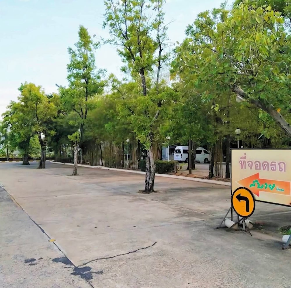 Sabai Hotel 42/50