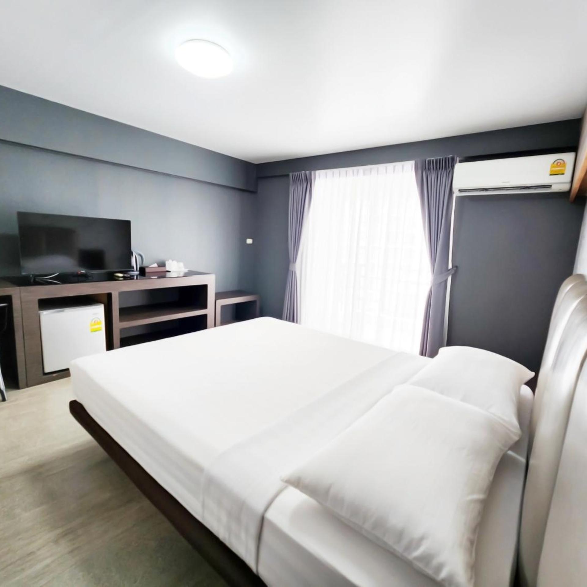 Watana Hotel Bangkok 18/63