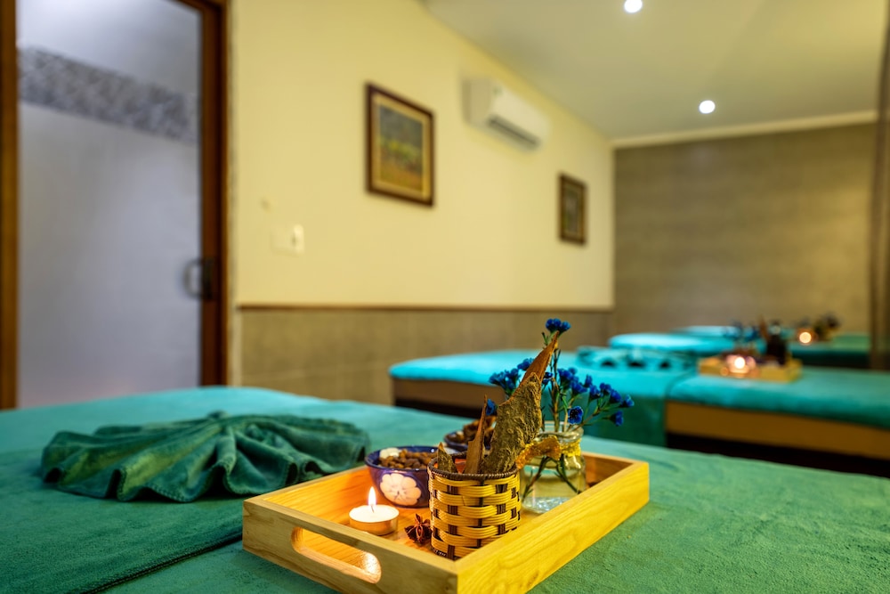 Amina Lantana Hoi An Hotel and Spa 30/50