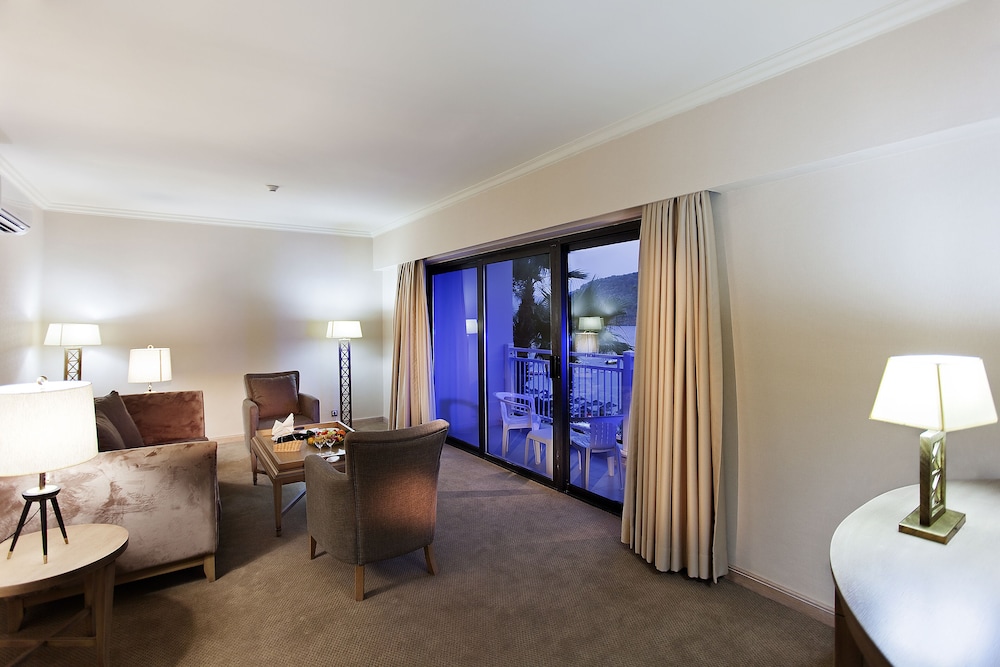 Quadas Hotel - Adults Only 50/63