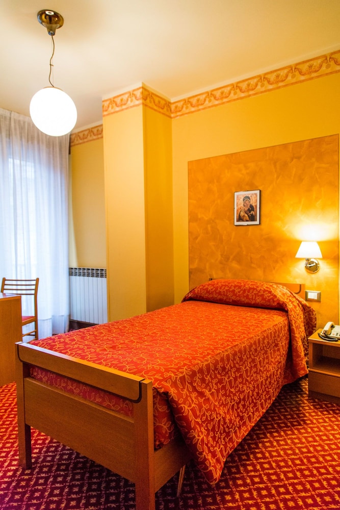Hotel Diana 31/50