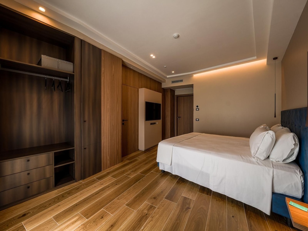 Nap Luxury Guest House 13/50