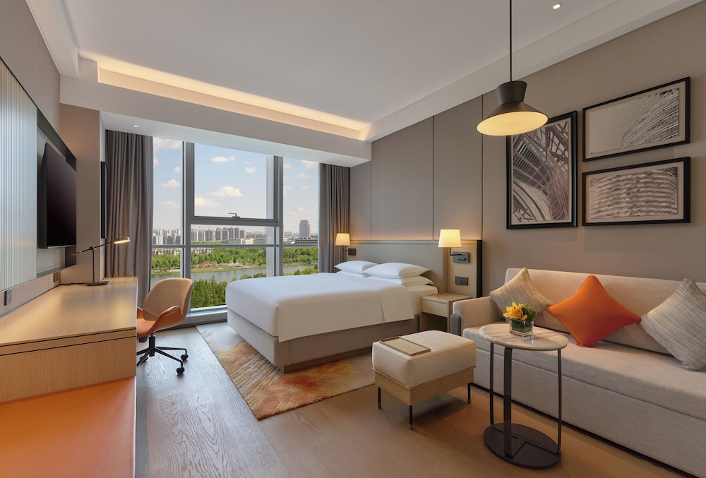 Hyatt Place Nantong, Xinghu City Plaza 13/23