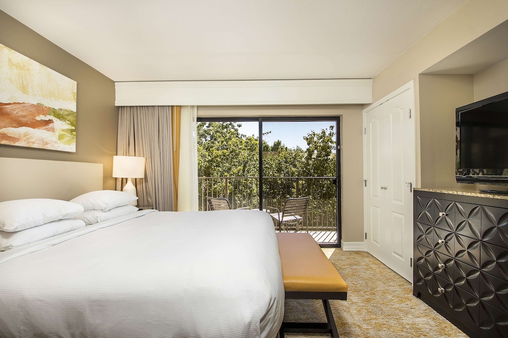 Hilton Phoenix Resort at the Peak 23/60