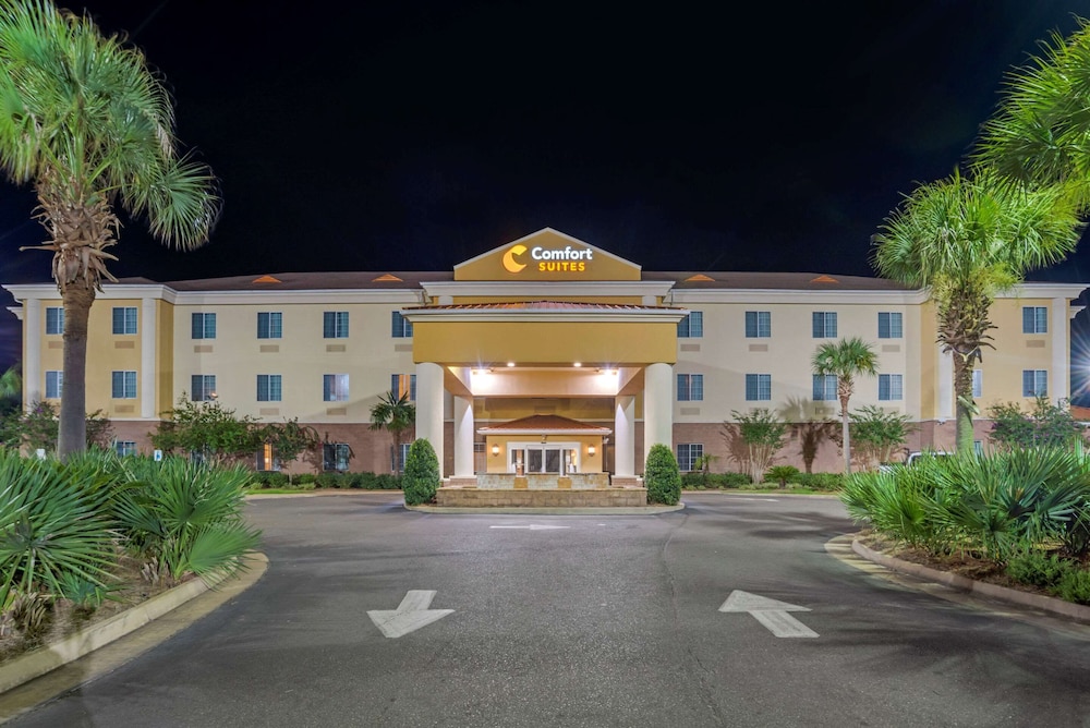 Comfort Suites Alexandria North 5/36
