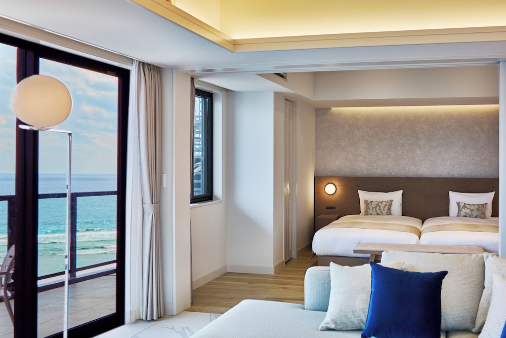 2 Bedrooms, Premier, Suite, 4 Beds, Ocean View, Corner