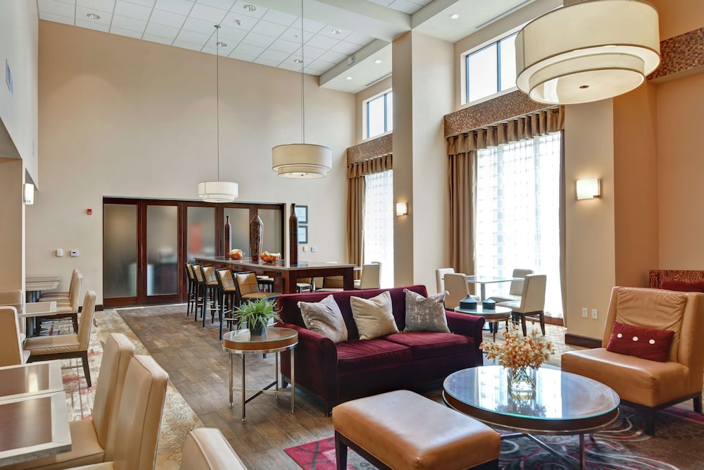 Hampton Inn & Suites Peoria At Grand Prairie Il 39/61